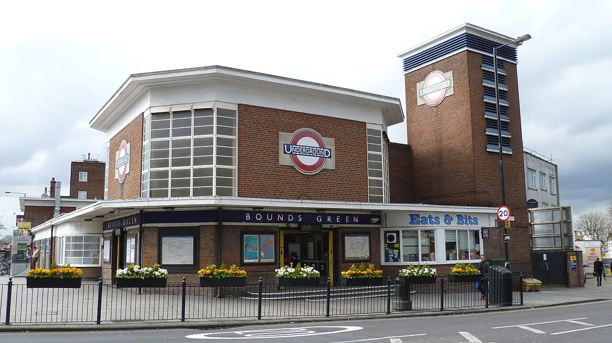 Bounds Green tube station April 2016