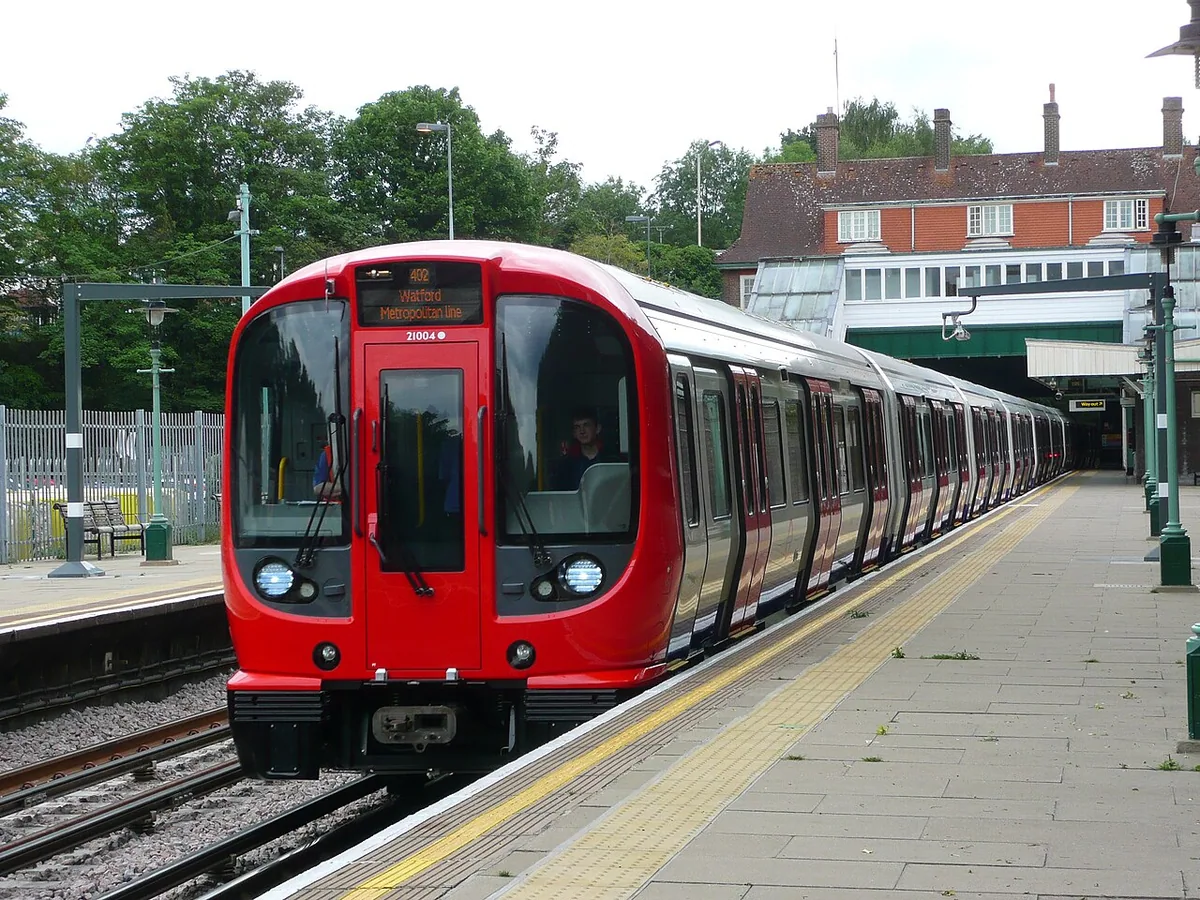 LUL S Stock arrives at Croxley station.