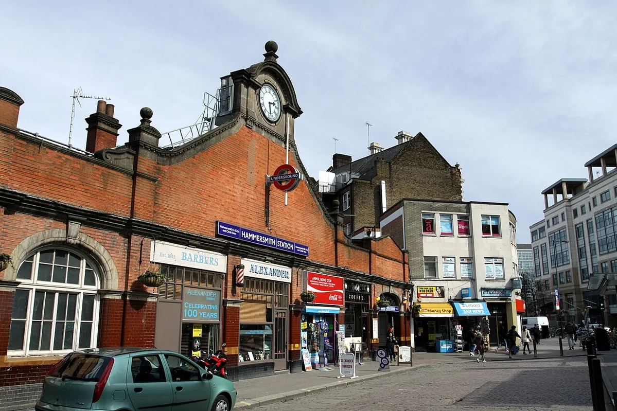 Hammersmith tube station (Hammersmith & City Line) in London, spring 2013 (2)