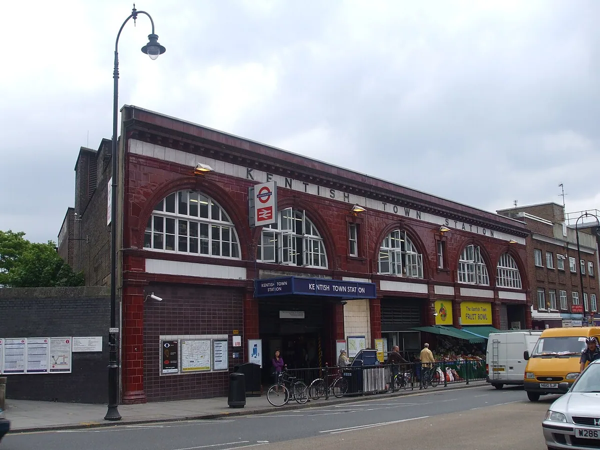 Kentish Town station building
