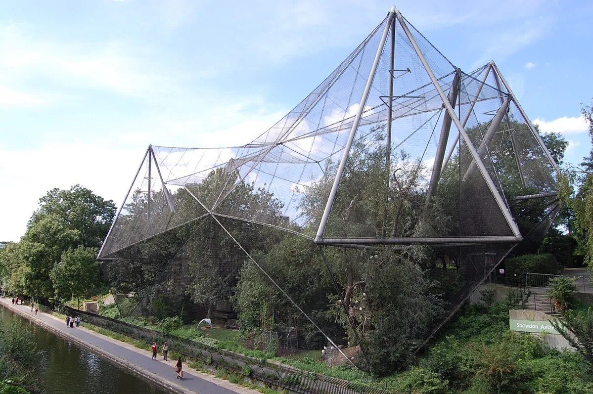 Snowdon Aviary at London Zoo, England. Designed by Cedric Price and Frank Newby.